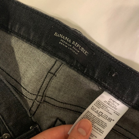 Banana Republic black cropped jeans size 27 - Picture 4 of 4